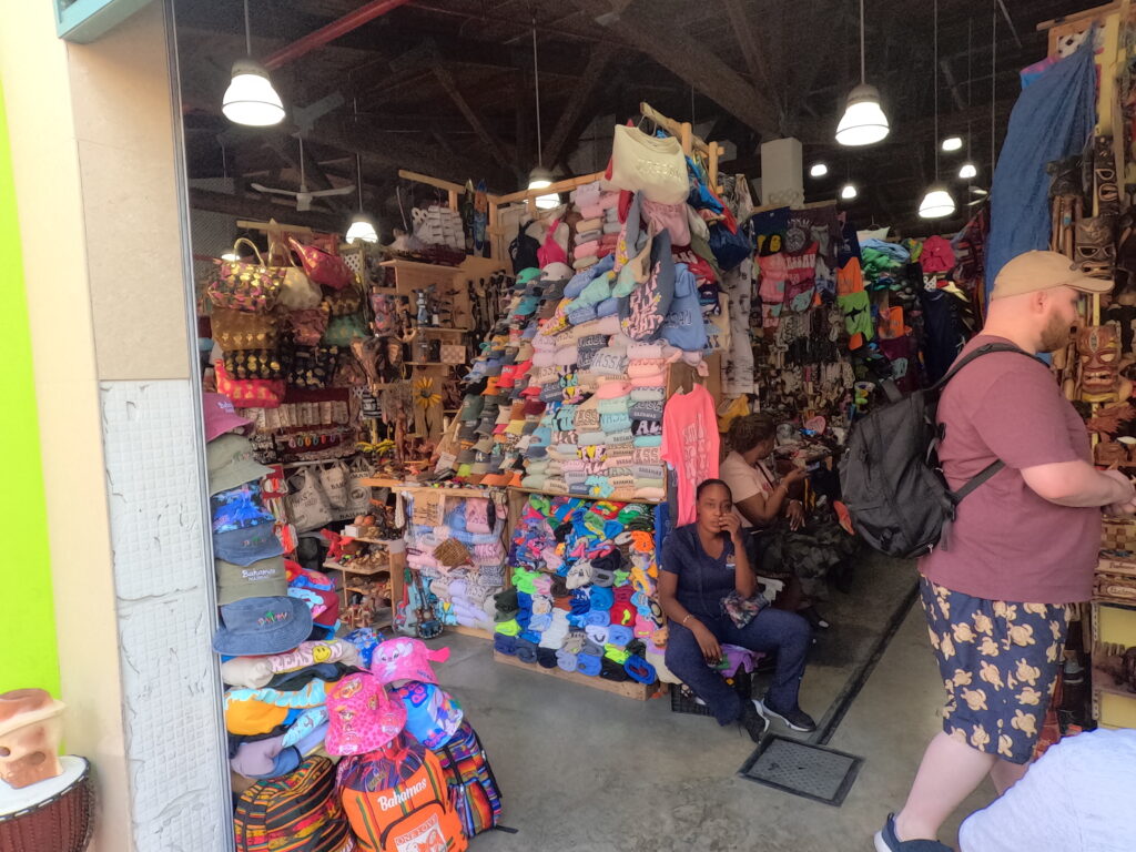 straw market in the bahamas